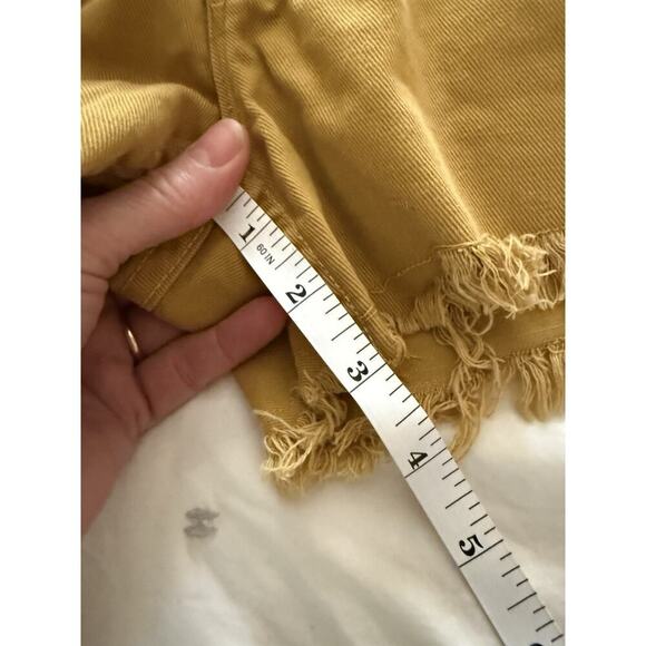 Vintage 1970’s Topps Hong Kong Size 34 Women's Cut Off Yellow Shorts 70s Surfer - Picture 6 of 6